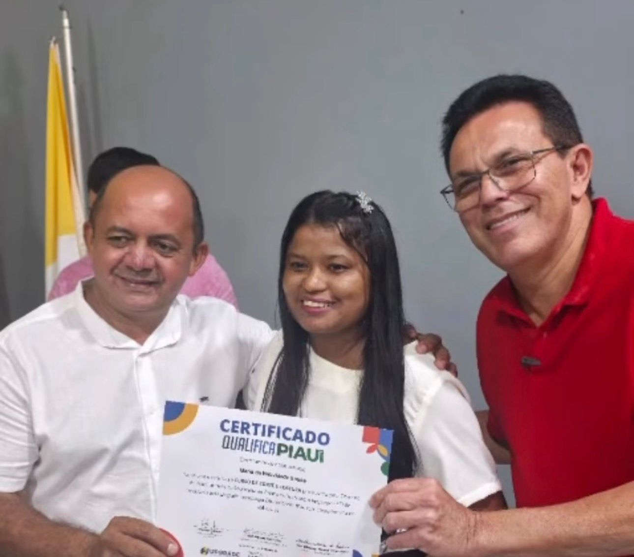 Presidente Municipal do PT, Edmilson Abreu participa de entrega de certificados do curso de corte e costura em Castelo do Piauí
